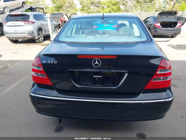 Продаж на аукціоні авто 2003 Mercedes-benz E 320, vin: WDBUF65J53A248858, номер лоту: 44900817