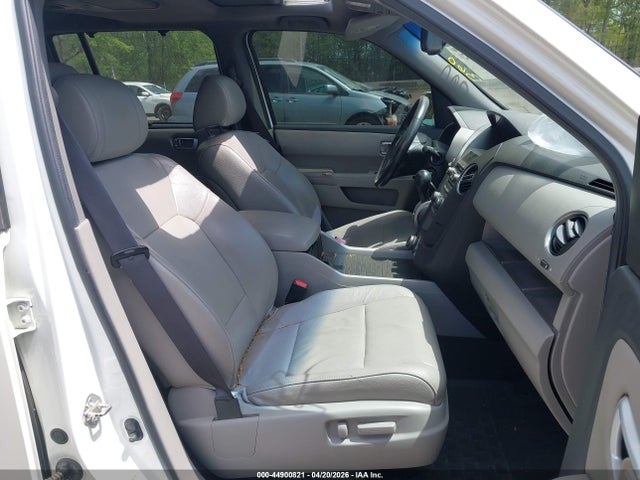 44900821 :رقم المزاد ، 5FNYF4H92CB058080 vin ، 2012 Honda Pilot Touring مزاد بيع