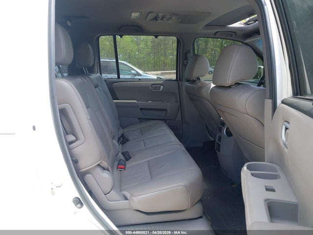 44900821 :رقم المزاد ، 5FNYF4H92CB058080 vin ، 2012 Honda Pilot Touring مزاد بيع
