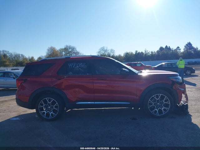 Ford Explorer Platinum 2025 1FMWK8HC2SGC29156 Image 13
