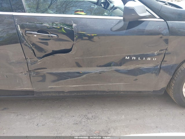 Продажа на аукционе авто 2019 Chevrolet Malibu Lt, vin: 1G1ZD5ST3KF152704, номер лота: 44900890