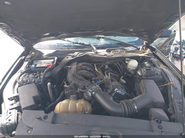 Ford Mustang V6 2015 1FA6P8AM9F5409055 Image 10