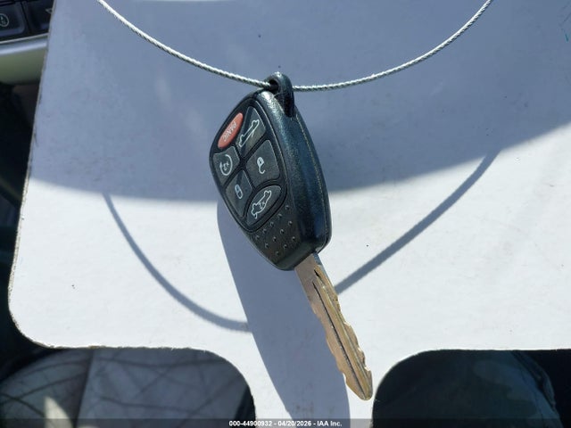 Продажа на аукционе авто 2013 Chrysler 200 Limited, vin: 1C3BCBFG0DN701070, номер лота: 44900932