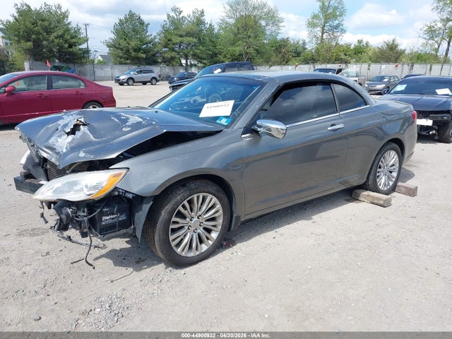 Продажа на аукционе авто 2013 Chrysler 200 Limited, vin: 1C3BCBFG0DN701070, номер лота: 44900932