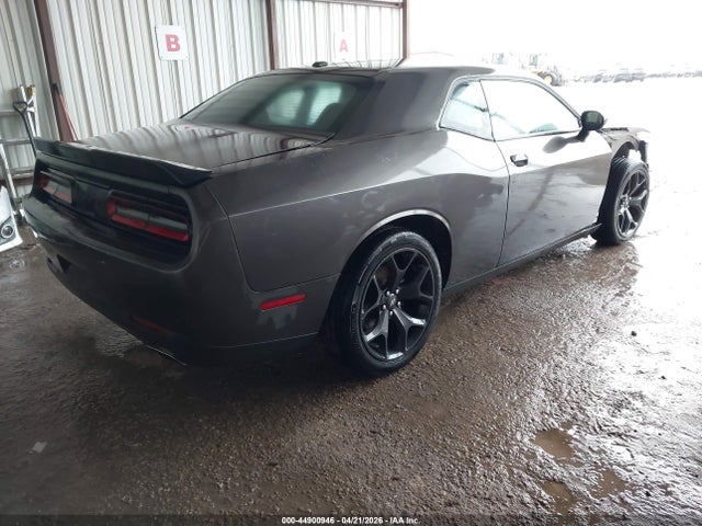 44900946 :رقم المزاد ، 2C3CDZAG6LH247027 vin ، 2020 Dodge Challenger Sxt مزاد بيع