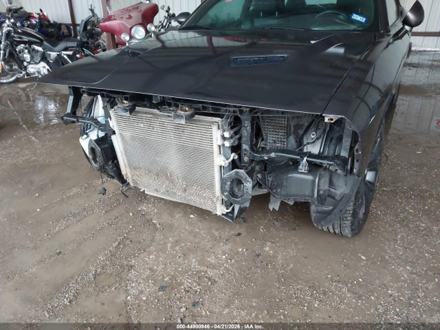 44900946 :رقم المزاد ، 2C3CDZAG6LH247027 vin ، 2020 Dodge Challenger Sxt مزاد بيع