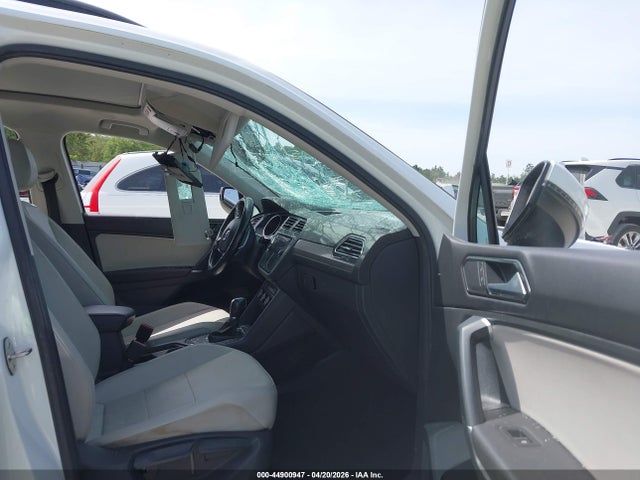 Aukcja sprzedaży 2018 Volkswagen Tiguan 2.0t Se/2.0t Sel, vin: 3VV3B7AX3JM161647, numer aukcji: 44900947
