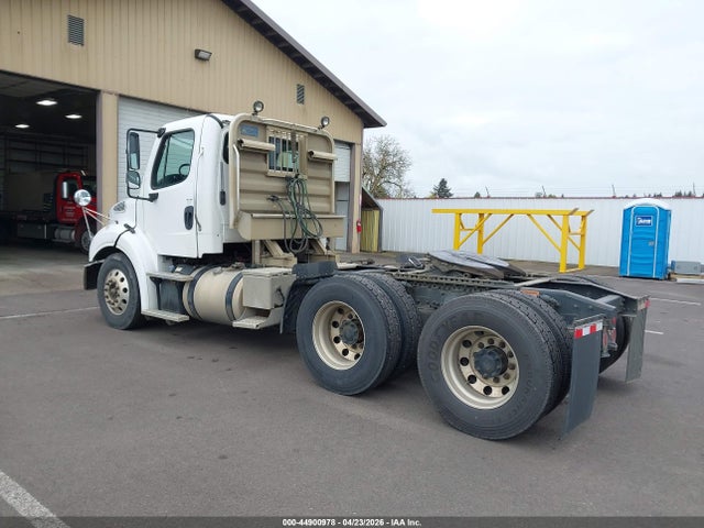 Freightliner M2 112 2017 1FUJC5DVXHHJF0195 Image 3
