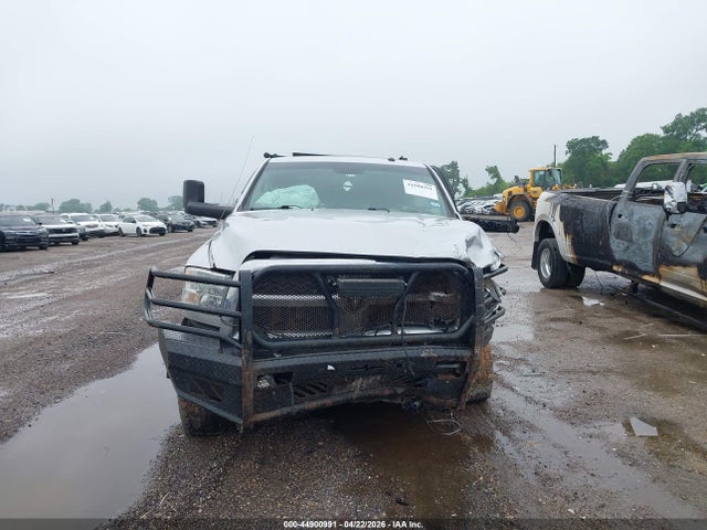 Продаж на аукціоні авто 2018 Ram 2500 Tradesman  4x4 8' Box, vin: 3C6UR5HL3JG368647, номер лоту: 44900991