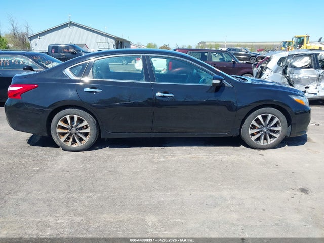 Продаж на аукціоні авто 2017 Nissan Altima 2.5 Sl, vin: 1N4AL3AP7HC249629, номер лоту: 44900997