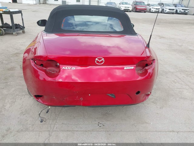 44901019 :رقم المزاد ، JM1NDAB78H0120327 vin ، 2017 Mazda Mx-5 Miata Sport مزاد بيع