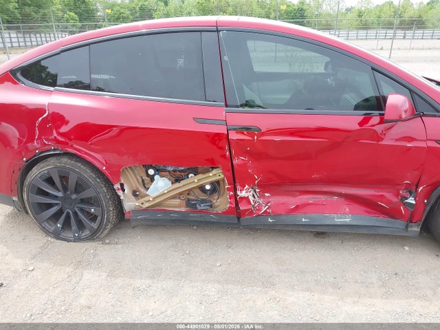 2022 Tesla Model X Dual Motor All-wheel Drive მანქანა იყიდება აუქციონზე, vin: 7SAXCBE55NF343159, აუქციონის ნომერი: 44901029