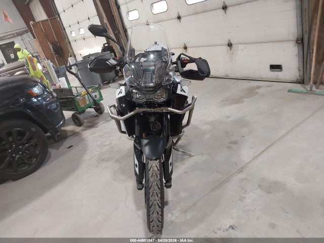 Triumph Motorcycle Tiger 900 Gt 2024 SMTC81DE9RTBS6827 Image 5
