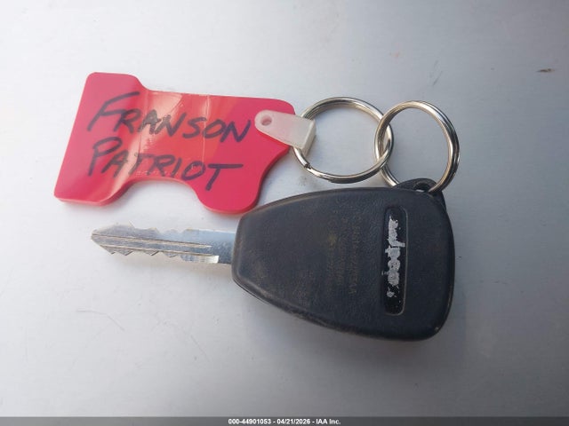 1C4NJRFB5FD183610 Jeep Patriot Latitude
