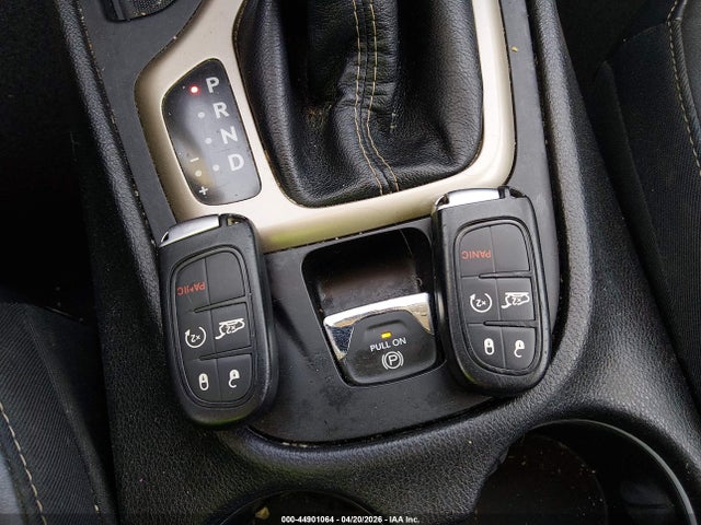 44901064 :رقم المزاد ، 1C4PJLDB9JD621207 vin ، 2018 Jeep Cherokee Limited Fwd مزاد بيع