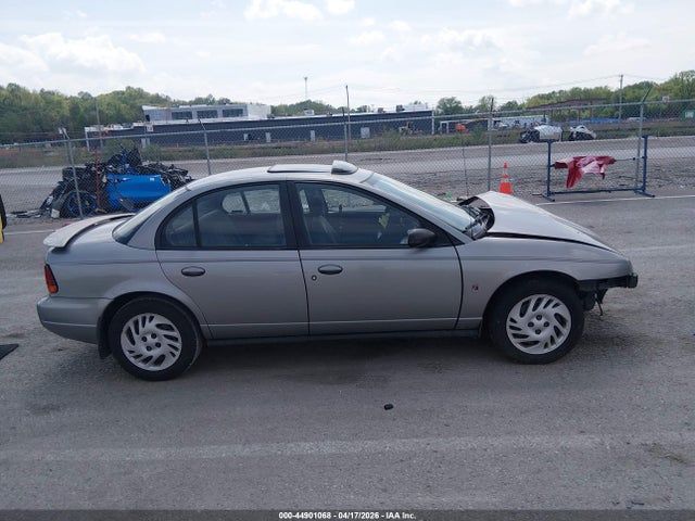 44901068 :رقم المزاد ، 1G8ZK5278WZ138232 vin ، 1998 Saturn Sl2 مزاد بيع