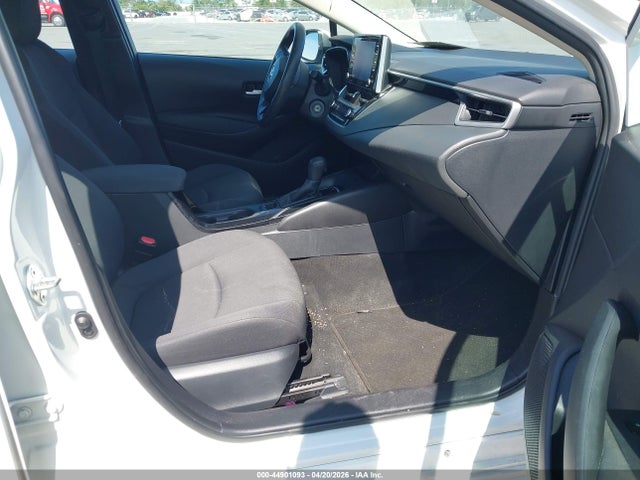 44901093 :رقم المزاد ، 5YFEPMAE9MP180397 vin ، 2021 Toyota Corolla Le مزاد بيع