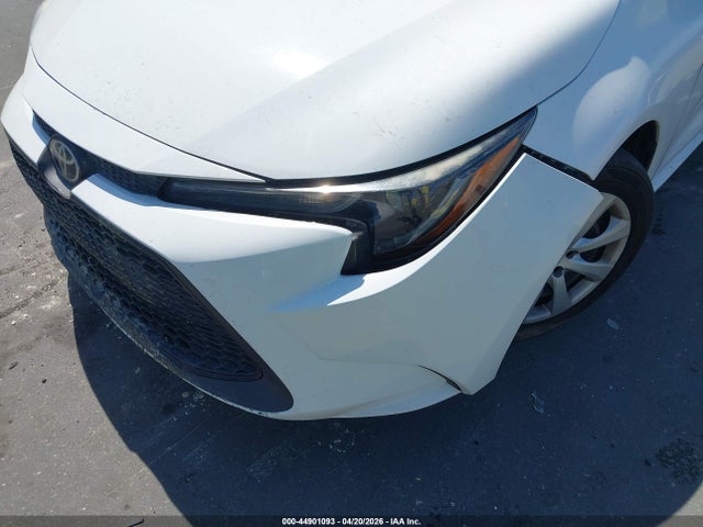44901093 :رقم المزاد ، 5YFEPMAE9MP180397 vin ، 2021 Toyota Corolla Le مزاد بيع