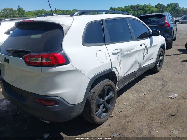 Продажа на аукционе авто 2017 Jeep Cherokee High Altitude Fwd, vin: 1C4PJLDS1HW561535, номер лота: 44901094