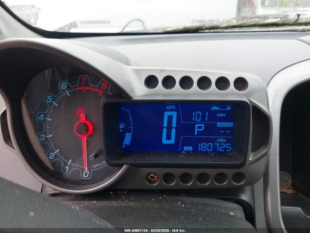1G1JC6SGXE4105386 Chevrolet Sonic Lt Auto