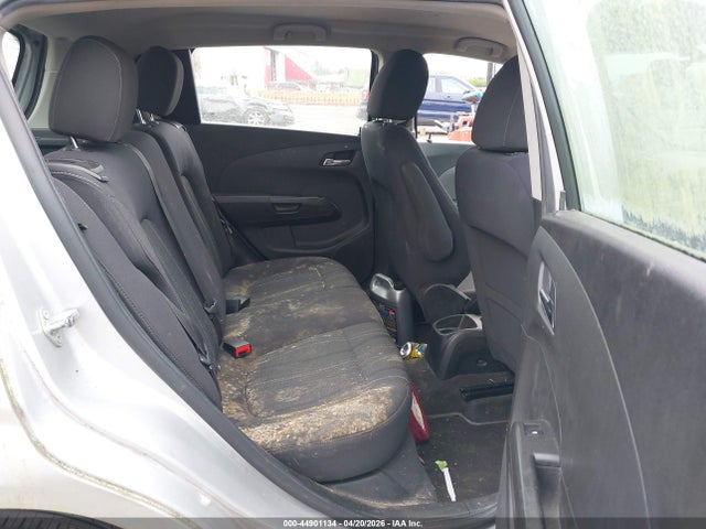 1G1JC6SGXE4105386 Chevrolet Sonic Lt Auto