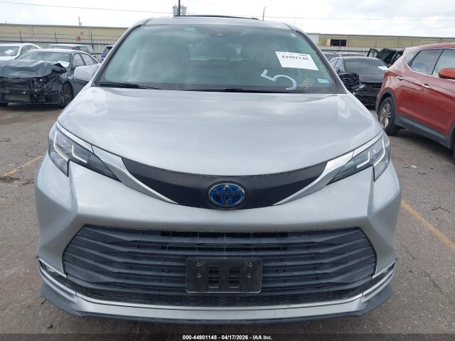 Aukcja sprzedaży 2021 Toyota Sienna Xle, vin: 5TDYRKEC6MS025835, numer aukcji: 44901148