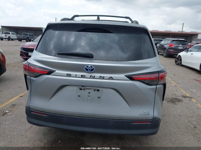 Aukcja sprzedaży 2021 Toyota Sienna Xle, vin: 5TDYRKEC6MS025835, numer aukcji: 44901148