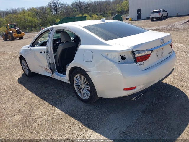 44901162 :رقم المزاد ، 58ABK1GG2GU016378 vin ، 2016 Lexus Es 350 مزاد بيع