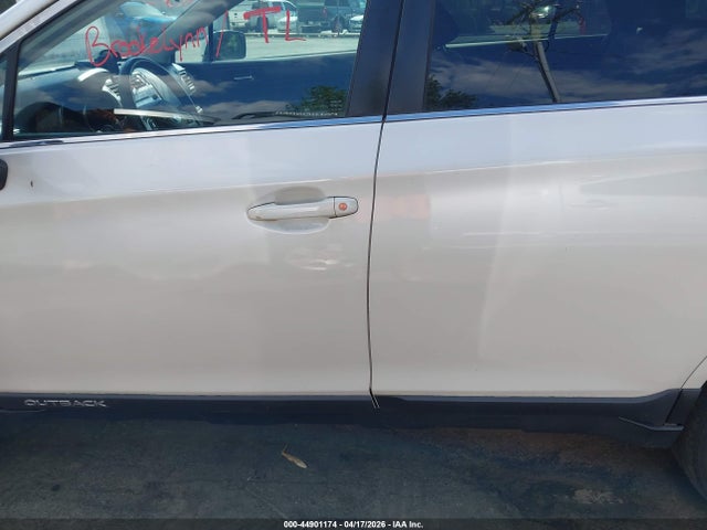 Продажа на аукционе авто 2016 Subaru Outback 2.5i Limited, vin: 4S4BSBJC2G3309156, номер лота: 44901174