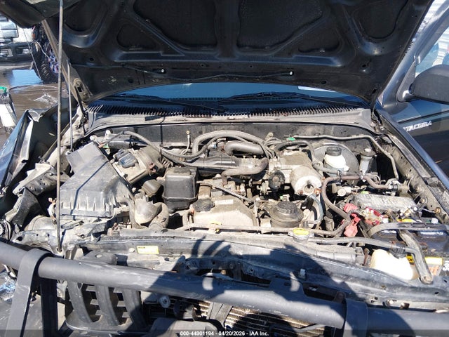 Продажа на аукционе авто 2002 Toyota Tacoma, vin: 5TEWM72N42Z037958, номер лота: 44901194