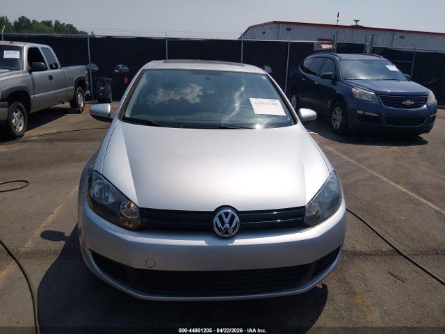44901205 :رقم المزاد ، WVWDB7AJ7EW002733 vin ، 2014 Volkswagen Golf 2.5l مزاد بيع