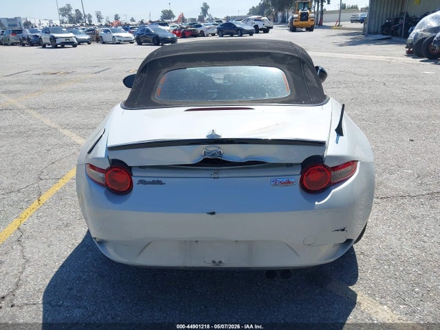 Mazda Mx-5 Miata Club 2016 JM1NDAC72G0115962 Image 17