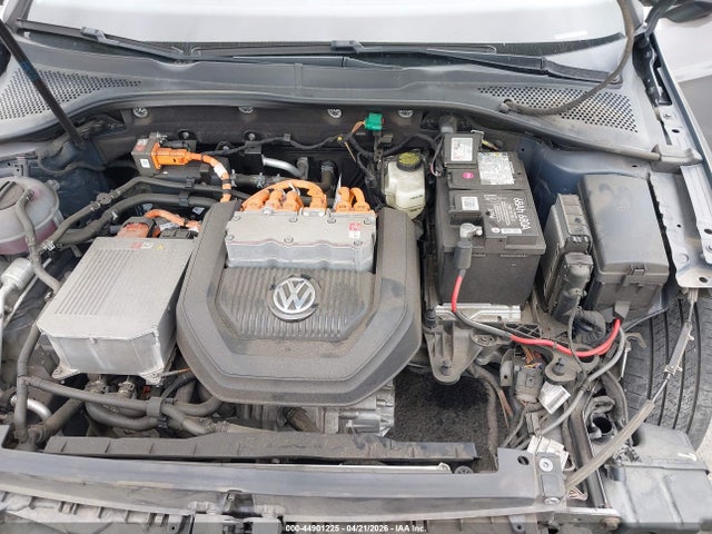 WVWKP7AU3GW917231 Volkswagen E-golf Se