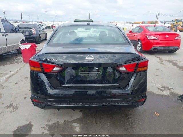 1N4BL4DV3SN332782 Nissan Altima Sv Fwd
