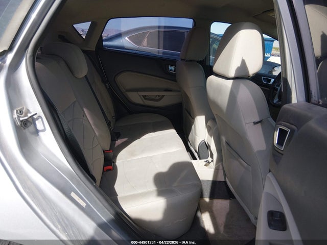 3FADP4EJ8FM136278 Ford FIESTA SE