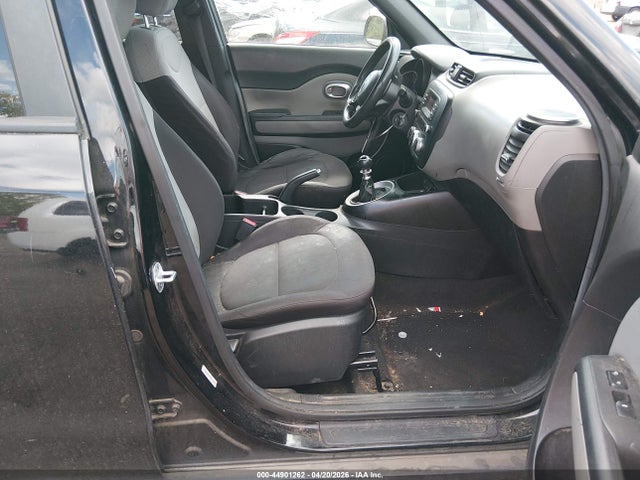 Продаж на аукціоні авто 2015 Kia Soul, vin: KNDJN2A2XF7178886, номер лоту: 44901262