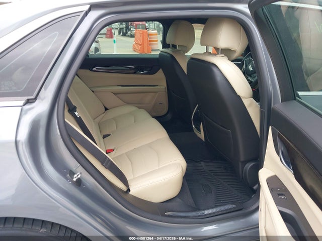 44901264 :رقم المزاد ، 1G6KB5RS4KU140703 vin ، 2019 Cadillac Ct6 Luxury مزاد بيع