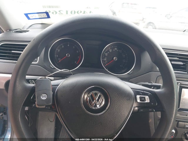 Aukcja sprzedaży 2018 Volkswagen Jetta 1.4t S, vin: 3VW2B7AJ6JM225313, numer aukcji: 44901269