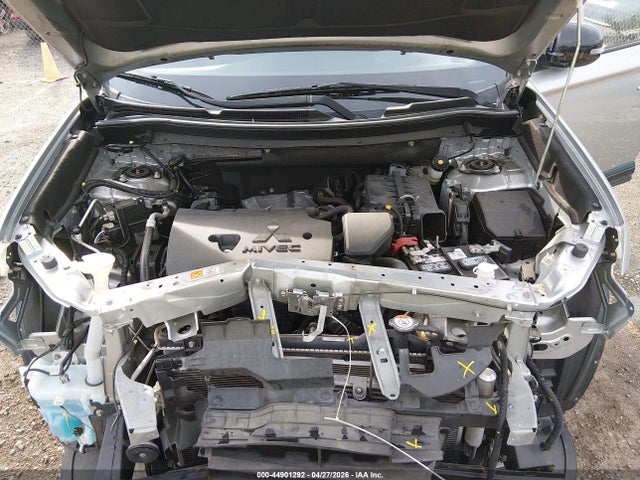 Продаж на аукціоні авто 2020 Mitsubishi Outlander Le 2.4 S-awc, vin: JA4AZ3A3XLJ001282, номер лоту: 44901292