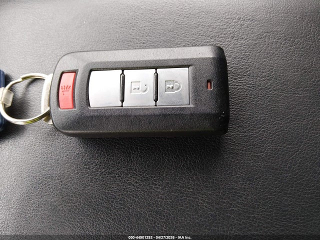 Продаж на аукціоні авто 2020 Mitsubishi Outlander Le 2.4 S-awc, vin: JA4AZ3A3XLJ001282, номер лоту: 44901292