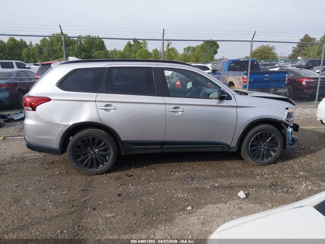 Продаж на аукціоні авто 2020 Mitsubishi Outlander Le 2.4 S-awc, vin: JA4AZ3A3XLJ001282, номер лоту: 44901292