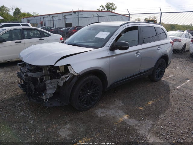 Продаж на аукціоні авто 2020 Mitsubishi Outlander Le 2.4 S-awc, vin: JA4AZ3A3XLJ001282, номер лоту: 44901292