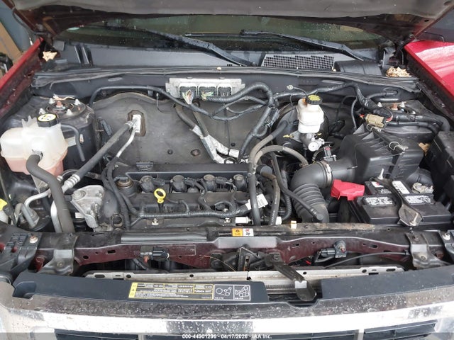 2011 FORD ESCAPE 1FMCU0D77BKB36475 Photo 9
