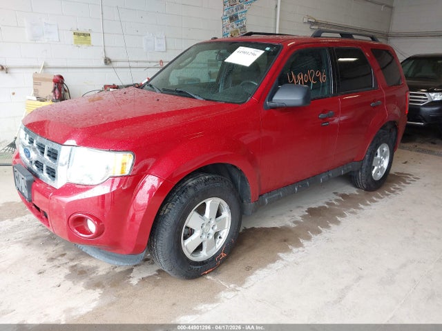2011 FORD ESCAPE 1FMCU0D77BKB36475 Photo 1