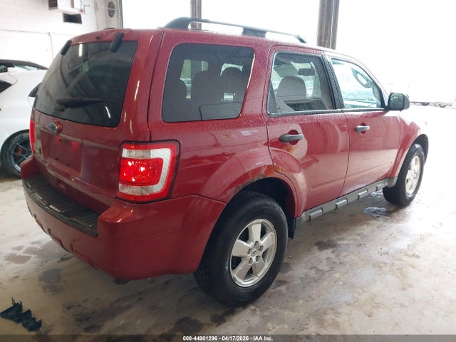 2011 FORD ESCAPE 1FMCU0D77BKB36475 Photo 3