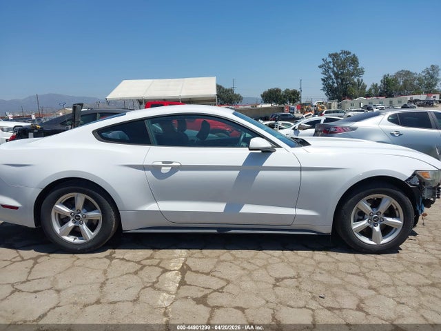 Ford Mustang V6 2017 1FA6P8AM8H5213868 Image 13