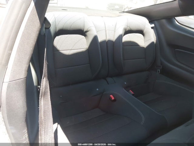 Ford Mustang V6 2017 1FA6P8AM8H5213868 Image 8