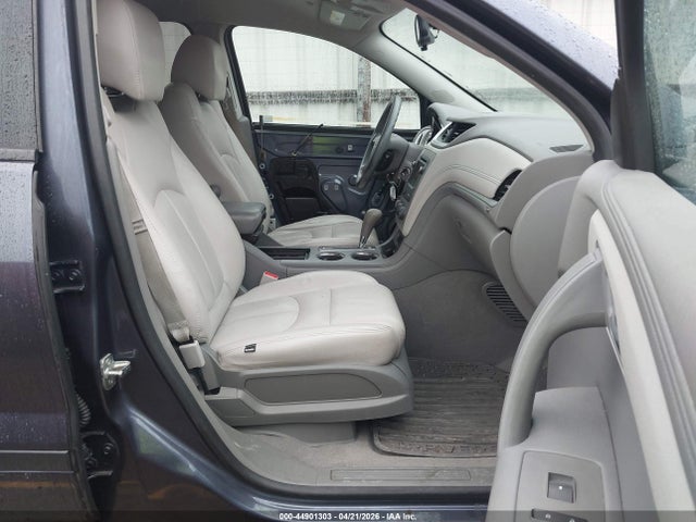 44901303 :رقم المزاد ، 1GNKRFED0DJ253596 vin ، 2013 Chevrolet Traverse Ls مزاد بيع