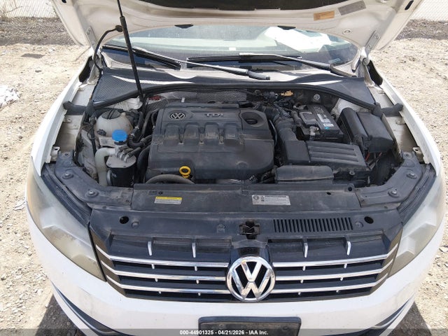 44901325 :رقم المزاد ، 1VWBV7A34FC023653 vin ، 2015 Volkswagen Passat 2.0l Tdi Se مزاد بيع