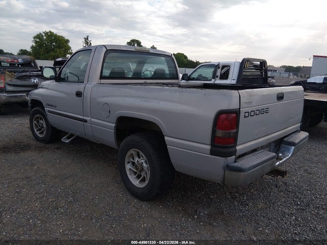 2000 Dodge Ram 1500 მანქანა იყიდება აუქციონზე, vin: 1B7HC16X5YS542294, აუქციონის ნომერი: 44901330